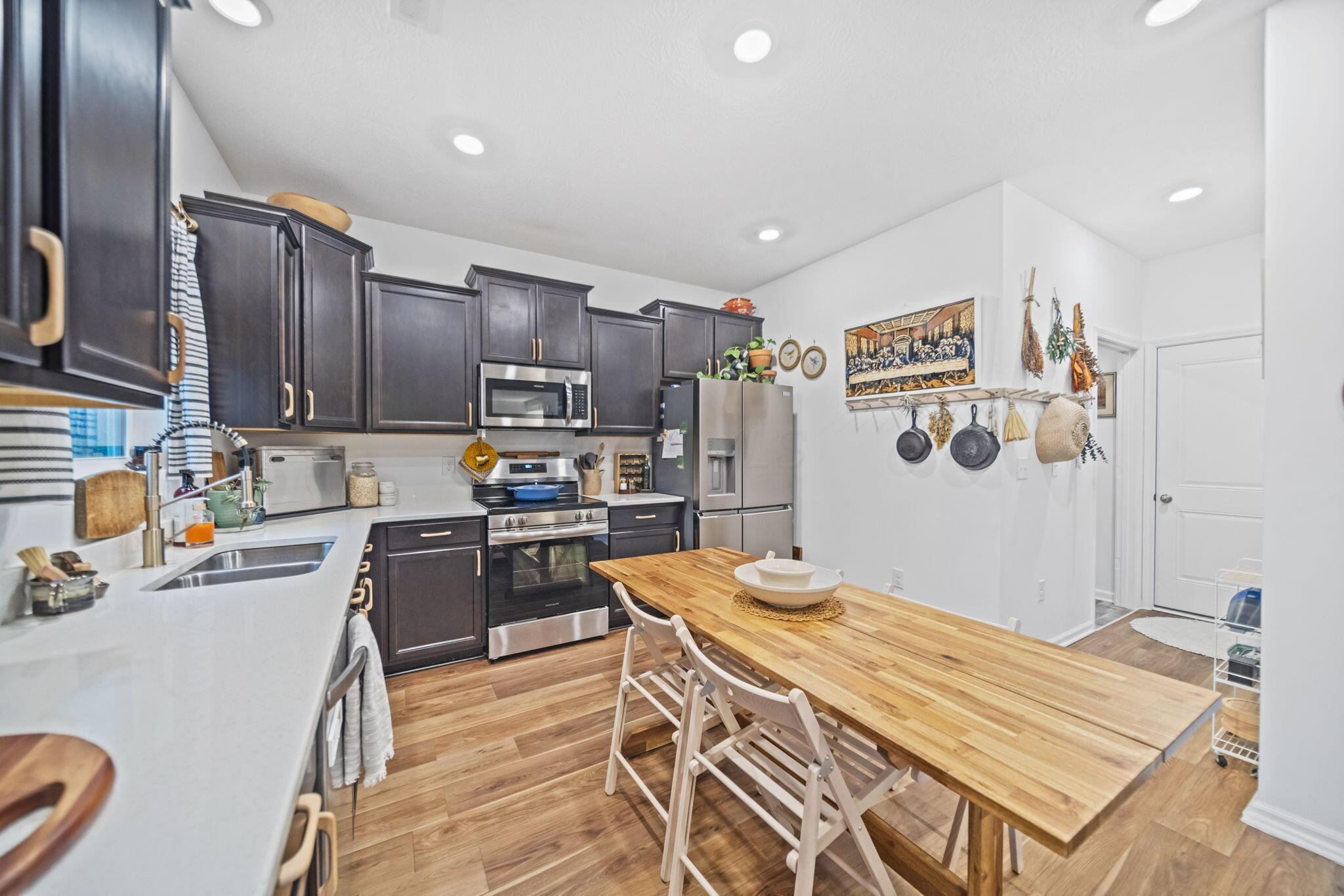 322 Juhl Road Circleville, OH 43113 - Photo 14 of 66 eat in space