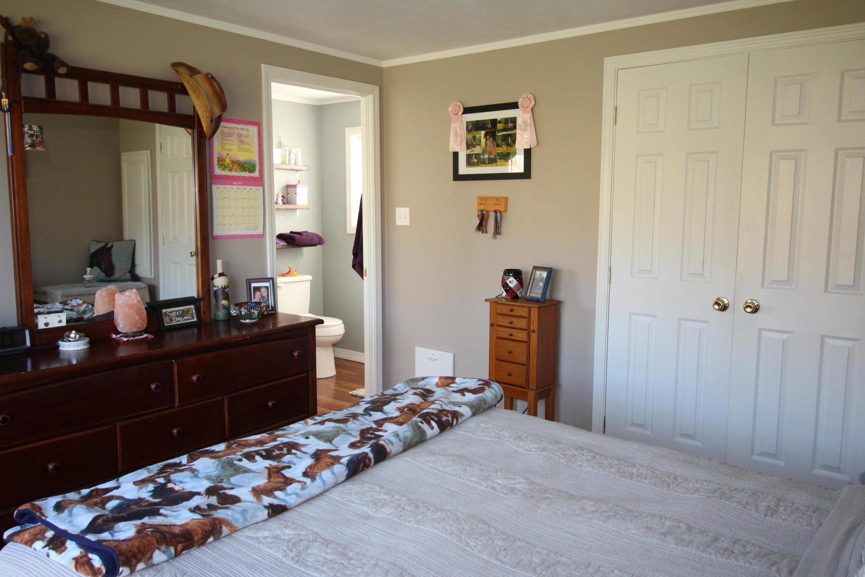 50 Marshall Shore Road Liberty, ME 04949 - Photo 11 of 28 Master bedroom