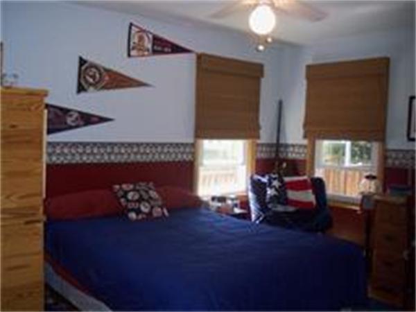 28 Stoneham Road Worcester, MA 01604 - Photo 15 of 18 Gallery Image 15