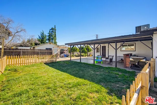 $515,000 | 10982 Cherry Avenue, Cherry Valley, CA 92223
