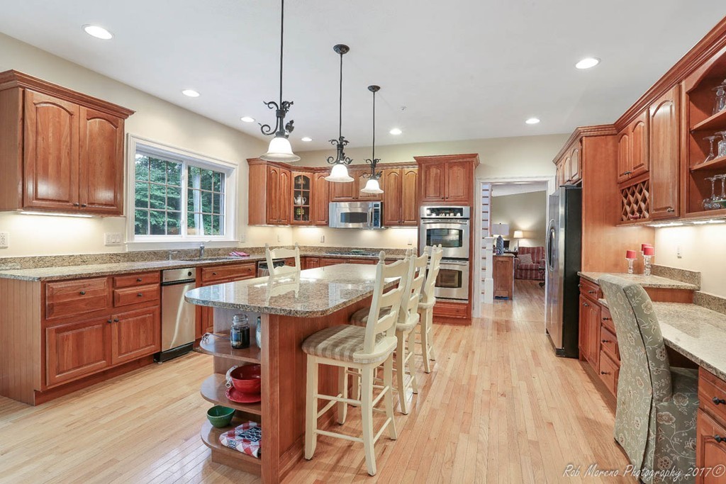 197 Carter Field Road North Andover, MA 01845 - Photo 4 of 30 Gallery Image 4