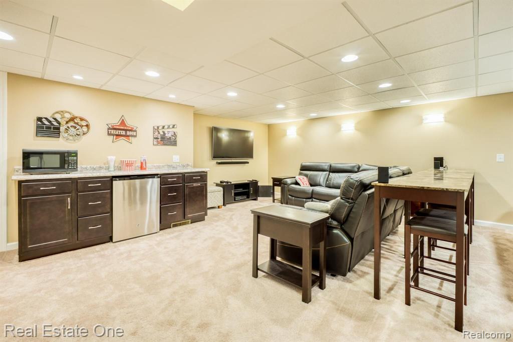 3751 Hogan Circle Rochester Hills, MI 48307 - Photo 29 of 47