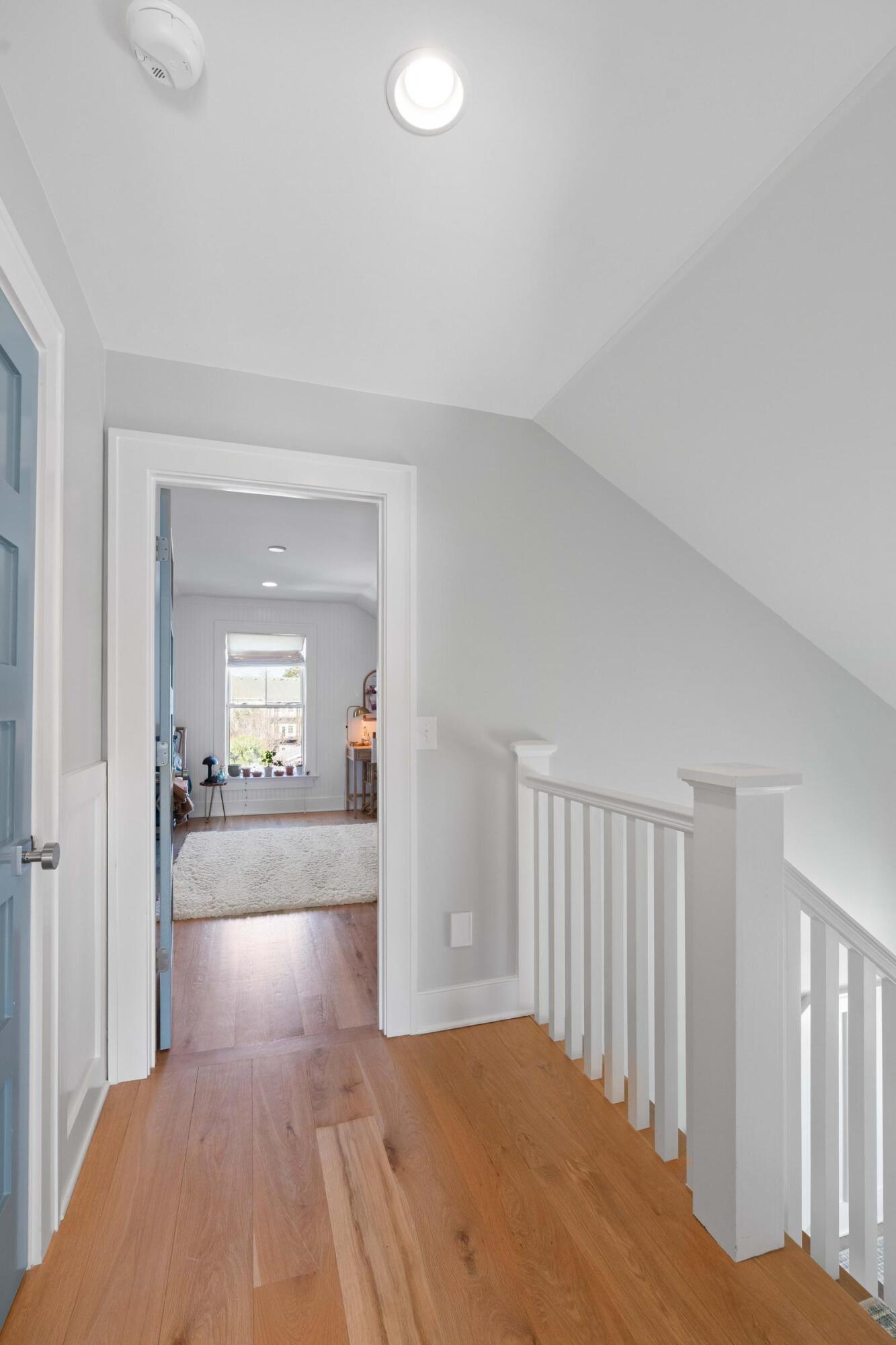 1300 Penshell Place Mount Pleasant, SC 29464 - Photo 51 of 97 Third floor hallway