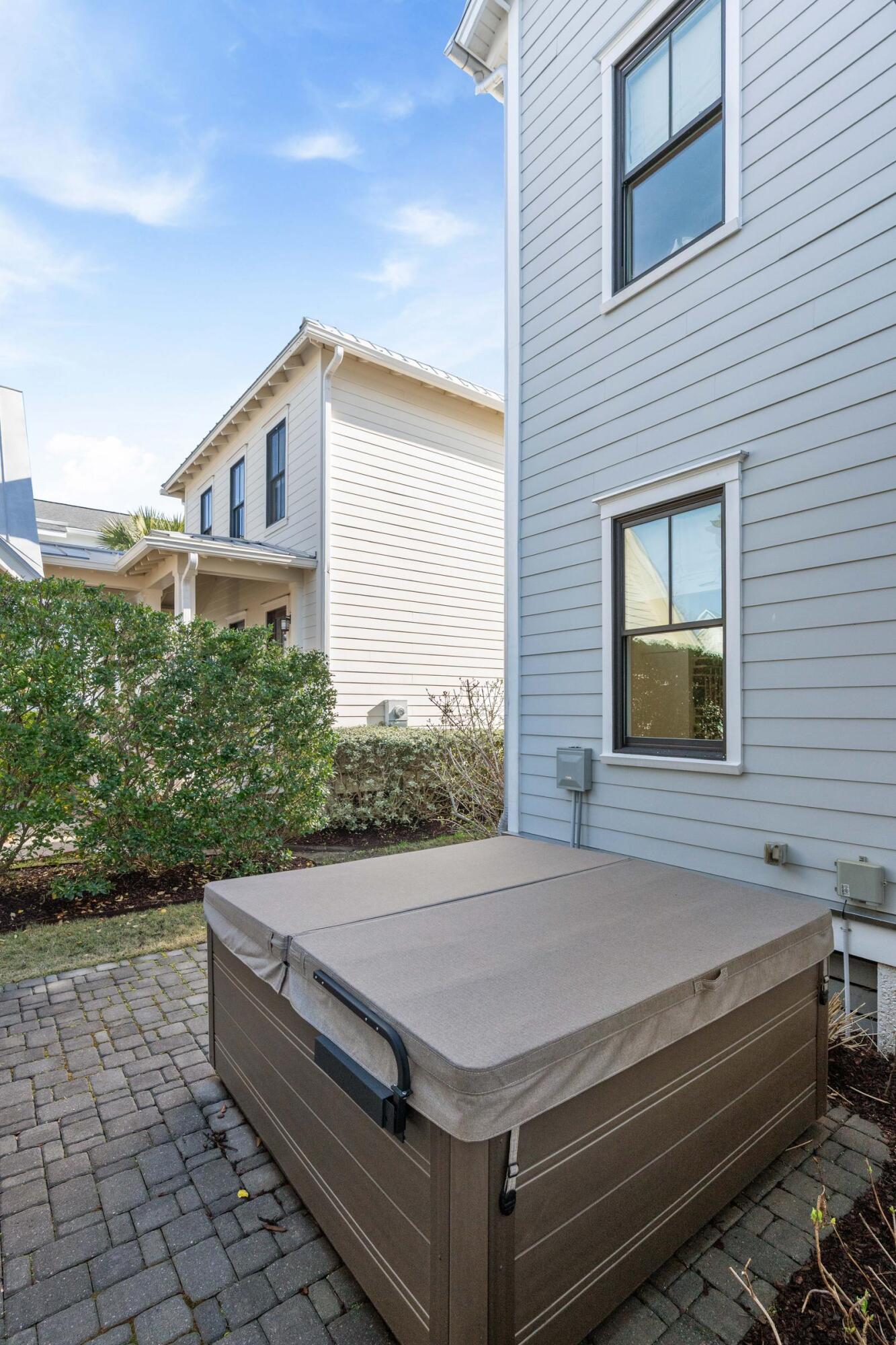1300 Penshell Place Mount Pleasant, SC 29464 - Photo 68 of 97 Hot Tub in Courtyard