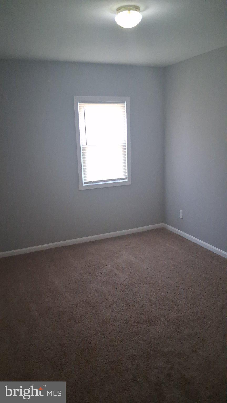 286 4th Avenue, Unit 201 Quantico, VA 22134 - Photo 5 of 6 Bright and airy blank canvas room.