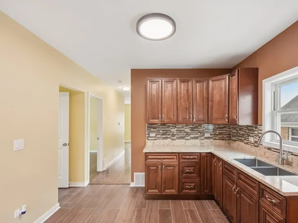 $359,900 | 1404 36th Avenue, Melrose Park, IL 60160