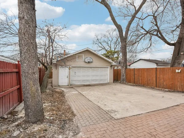 $359,900 | 1404 36th Avenue, Melrose Park, IL 60160