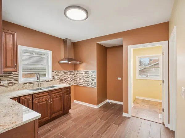 $359,900 | 1404 36th Avenue, Melrose Park, IL 60160