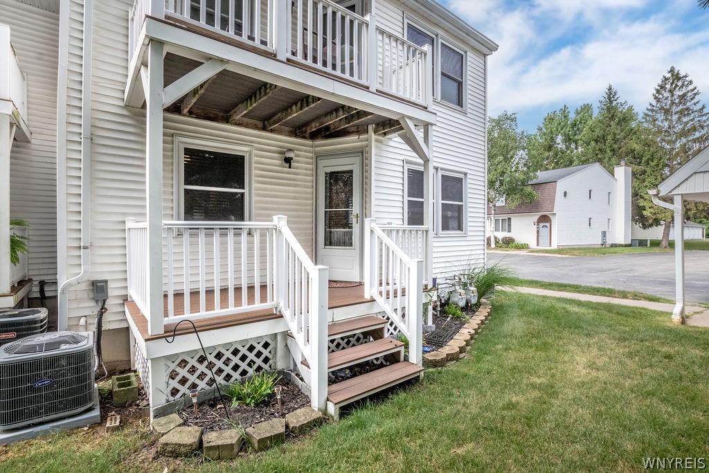 4755 Chestnut Ridge Road, Unit 9 Amherst, NY 14228 - Photo 9 of 46 Very peaceful setting