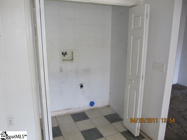 825 Hammett Road Campobello, SC 29322 - Photo 14 of 25