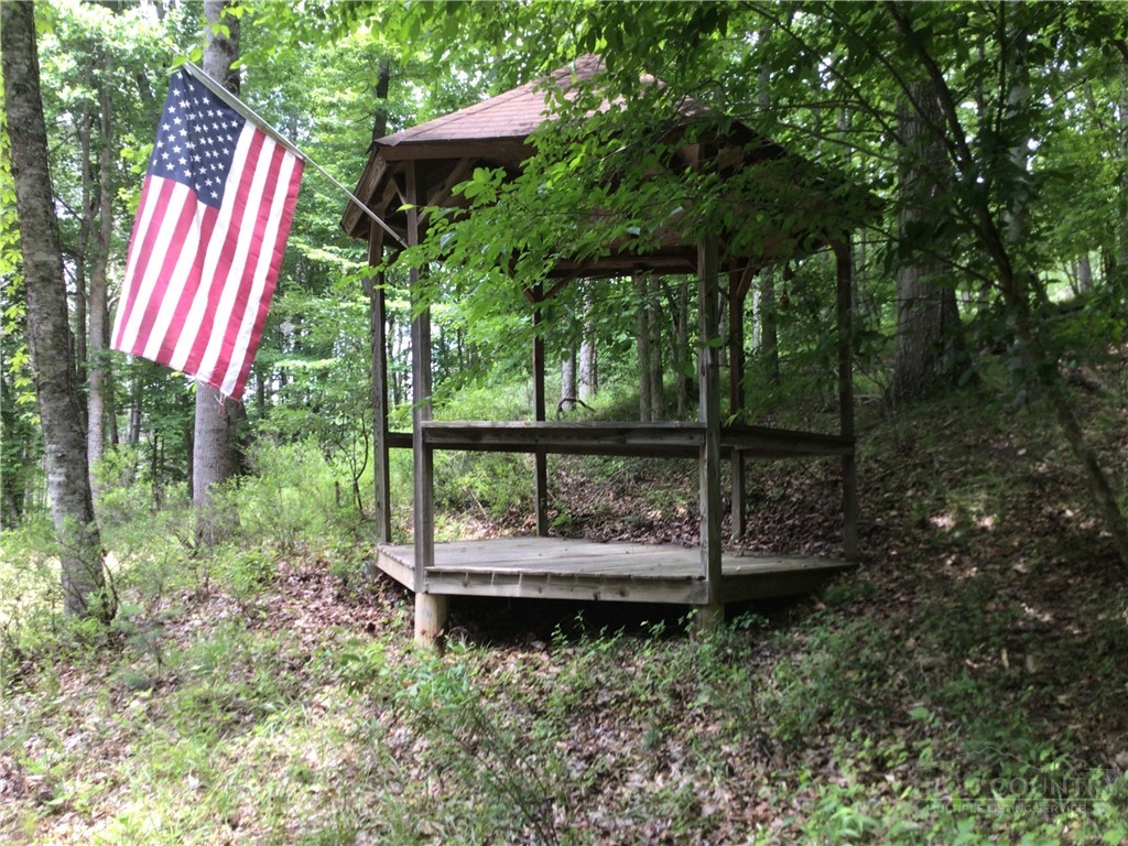 128 Hideaway Crumpler, NC 28617 - Photo 5 of 12