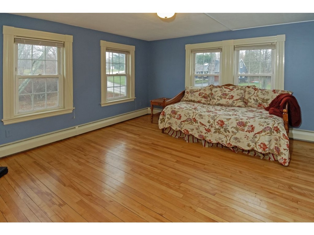 43 Back Road Dover, NH 03820 - Photo 20 of 30