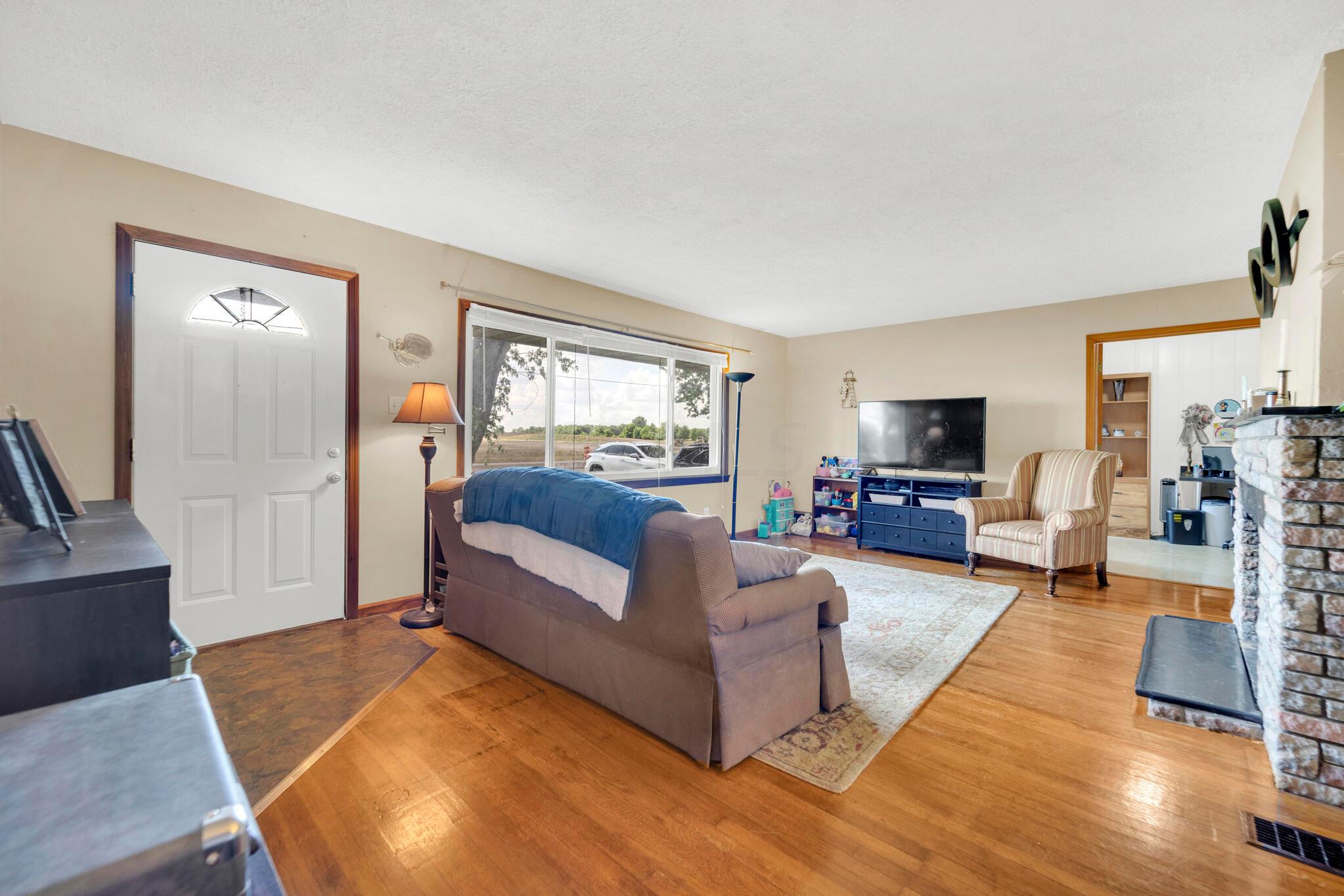 Large front living space
