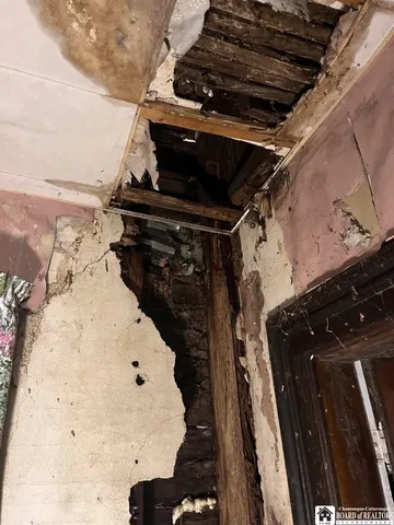 $39,900 | 24 South Street, Harmony, NY 14767