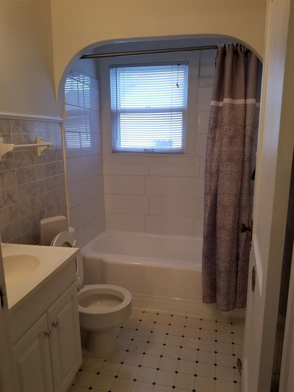 2218 East Paulding Road Fort Wayne, IN 46816 - Photo 10 of 35