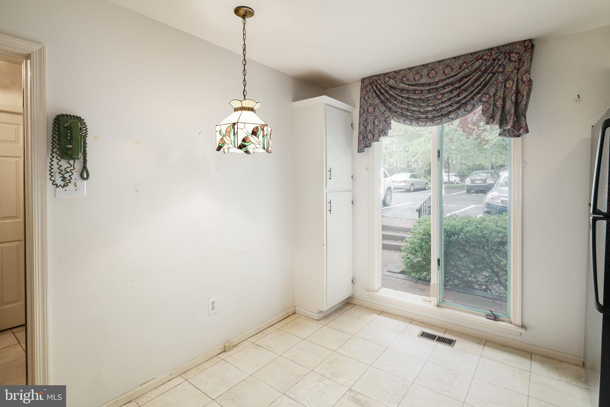 111 The Mews Haddonfield, NJ 08033 - Photo 12 of 29 Kitchen