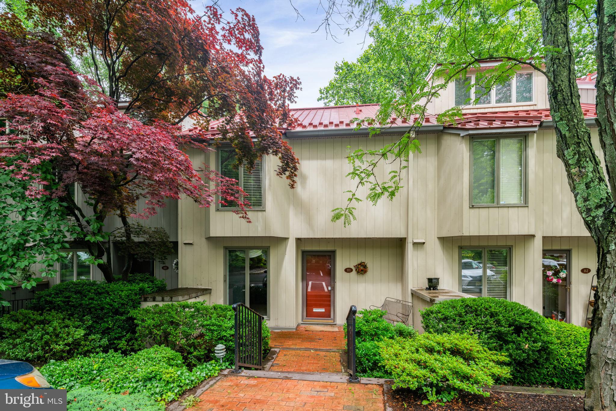 111 The Mews Haddonfield, NJ 08033 - Photo 2 of 29