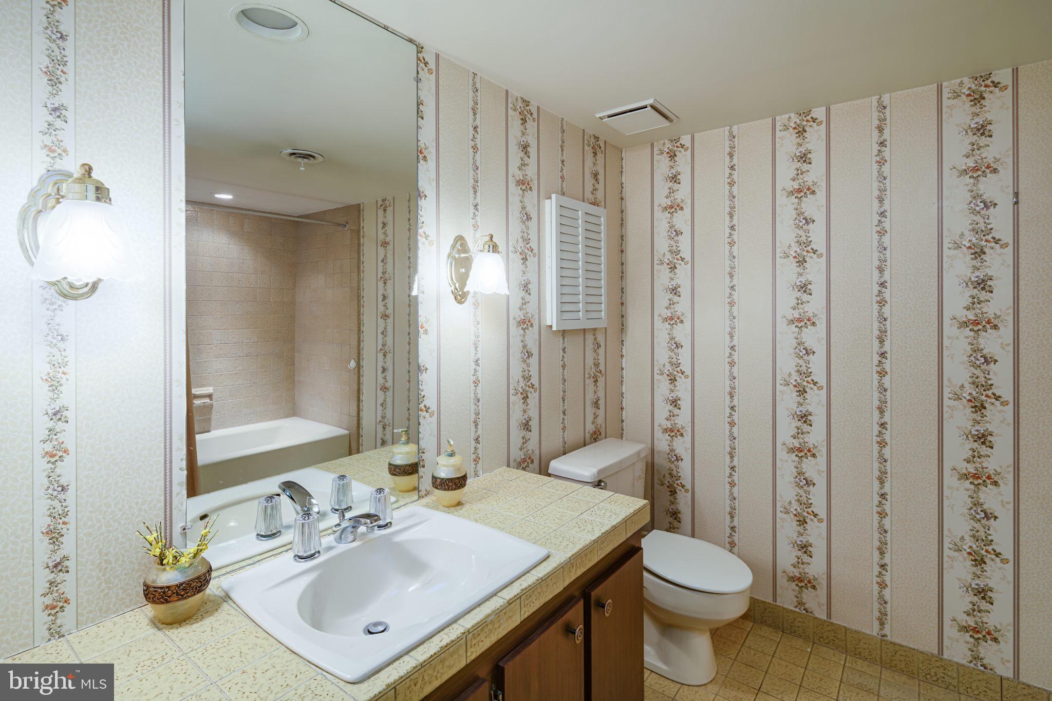 111 The Mews Haddonfield, NJ 08033 - Photo 24 of 29 Guest bathroom