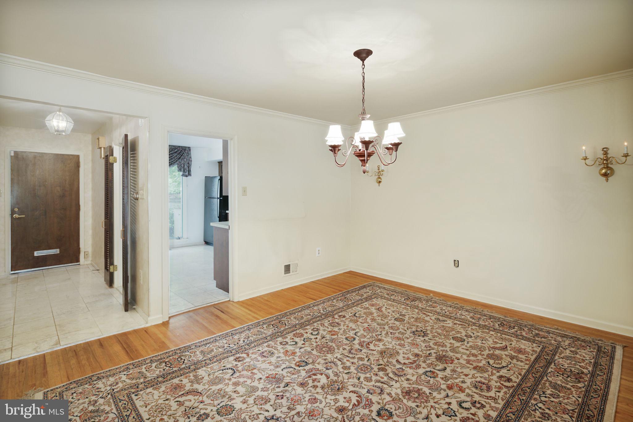 111 The Mews Haddonfield, NJ 08033 - Photo 9 of 29 Dining Room