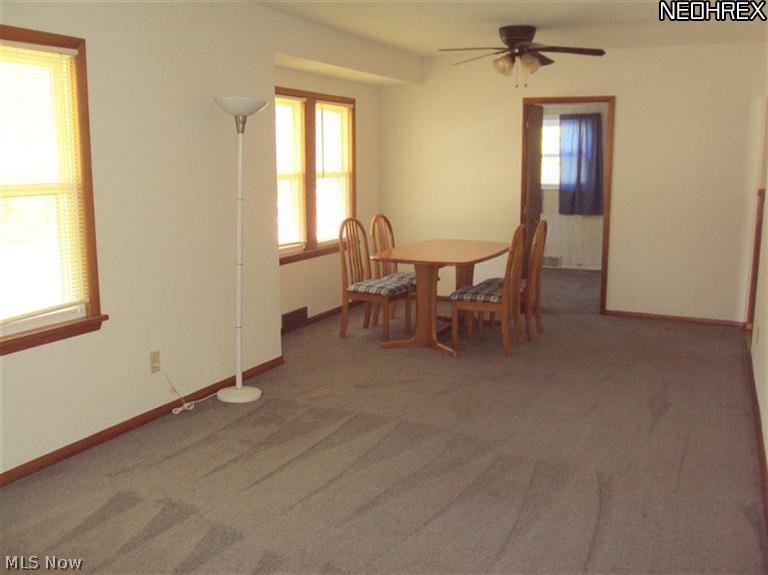 1614 Lander Road Cleveland, OH 44124 - Photo 2 of 11
