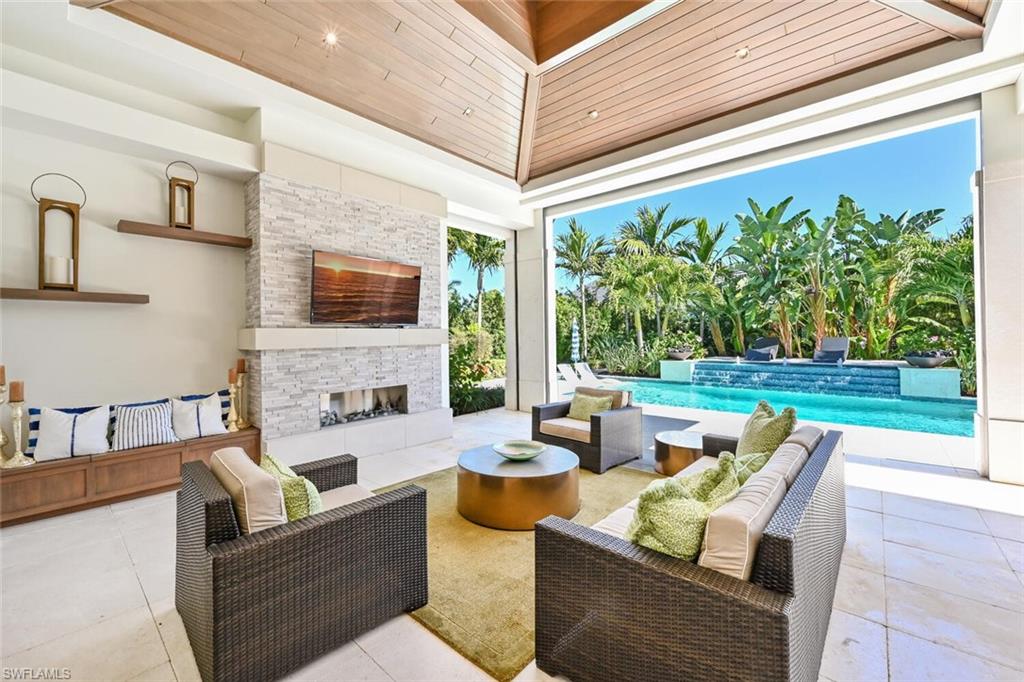 727 Buttonbush Lane Naples, FL 34108 - Photo 45 of 50 Outdoor Living Area