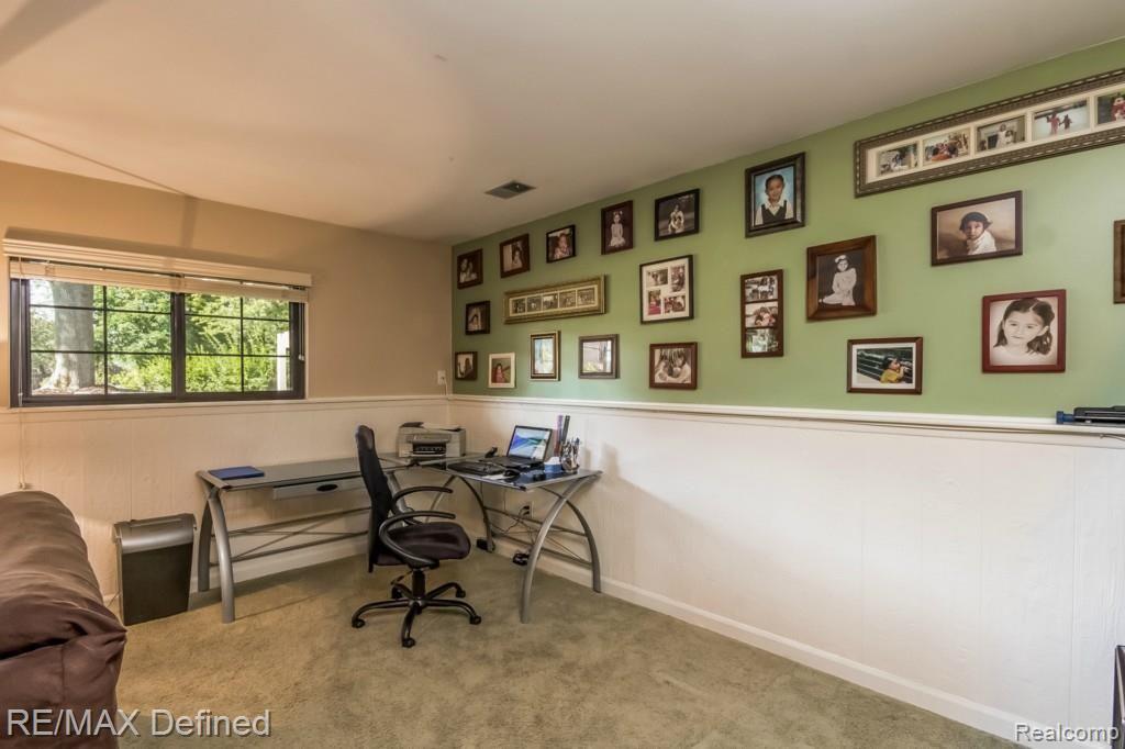849 Dumont Place Rochester, MI 48307 - Photo 30 of 50 030-Den-1953336-medium.jpg
