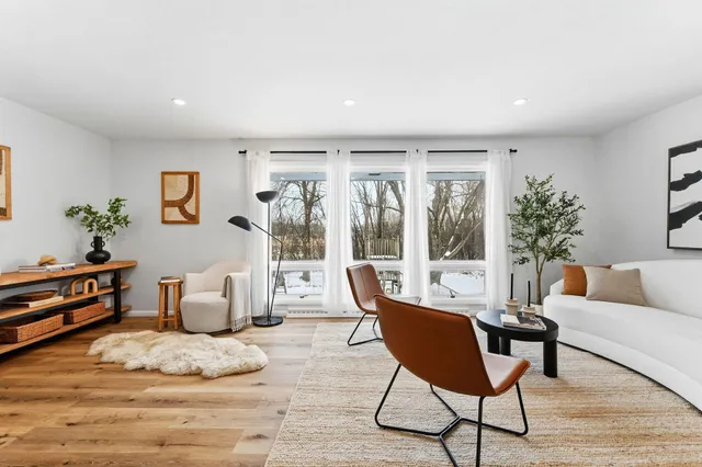 $587,000 | 11216 Minnetonka Boulevard, Minnetonka, MN 55305