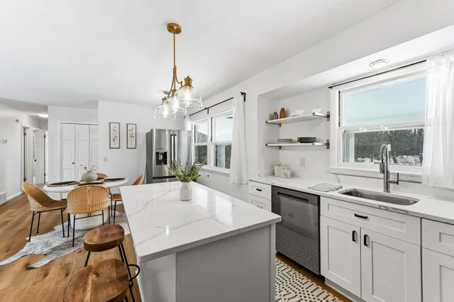 $587,000 | 11216 Minnetonka Boulevard, Minnetonka, MN 55305