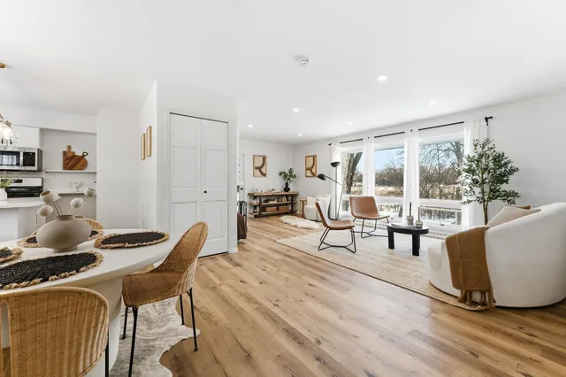 $587,000 | 11216 Minnetonka Boulevard, Minnetonka, MN 55305