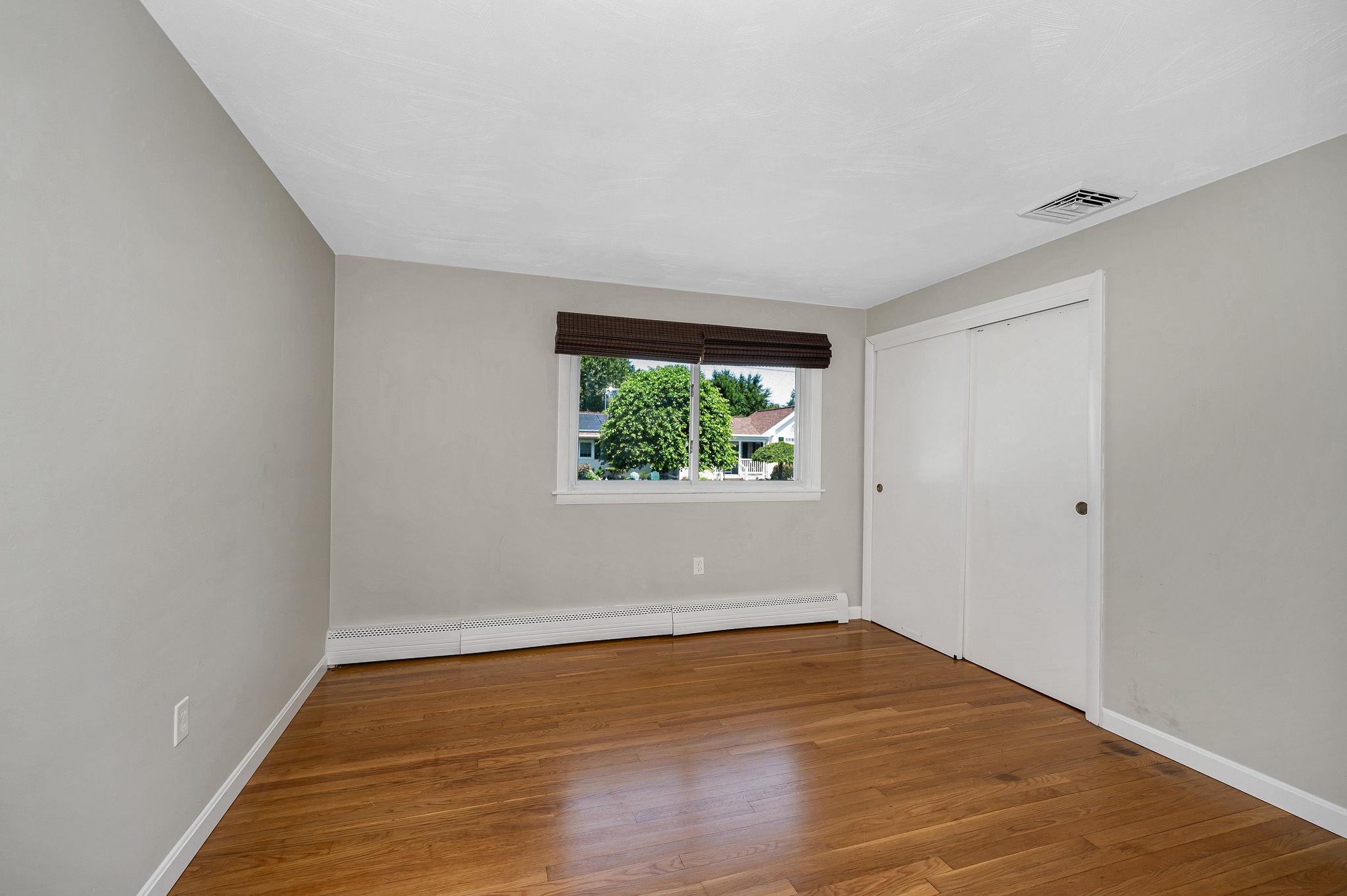 7 Raleigh Drive Nashua, NH 03062 - Photo 14 of 33