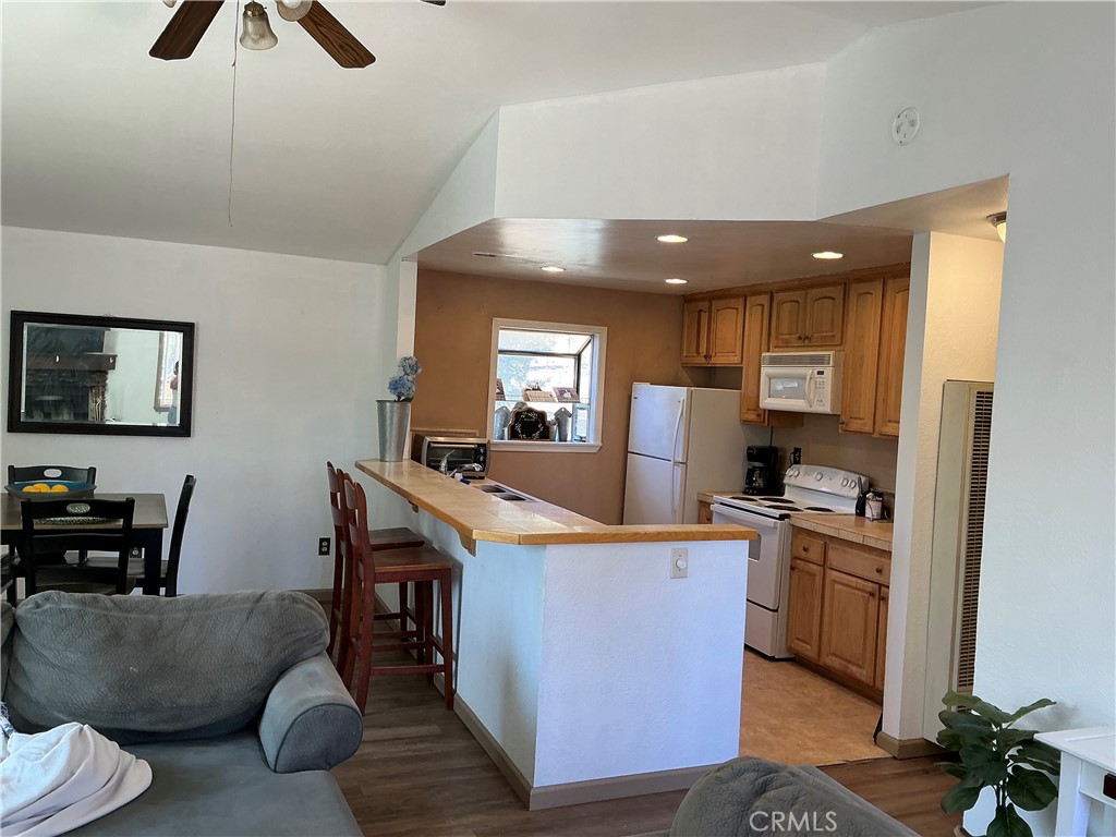 1960 Baldwin Lake Road Big Bear City, CA 92314 - Photo 8 of 17