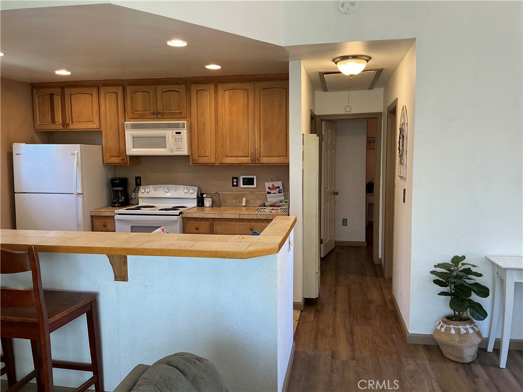 1960 Baldwin Lake Road Big Bear City, CA 92314 - Photo 9 of 17