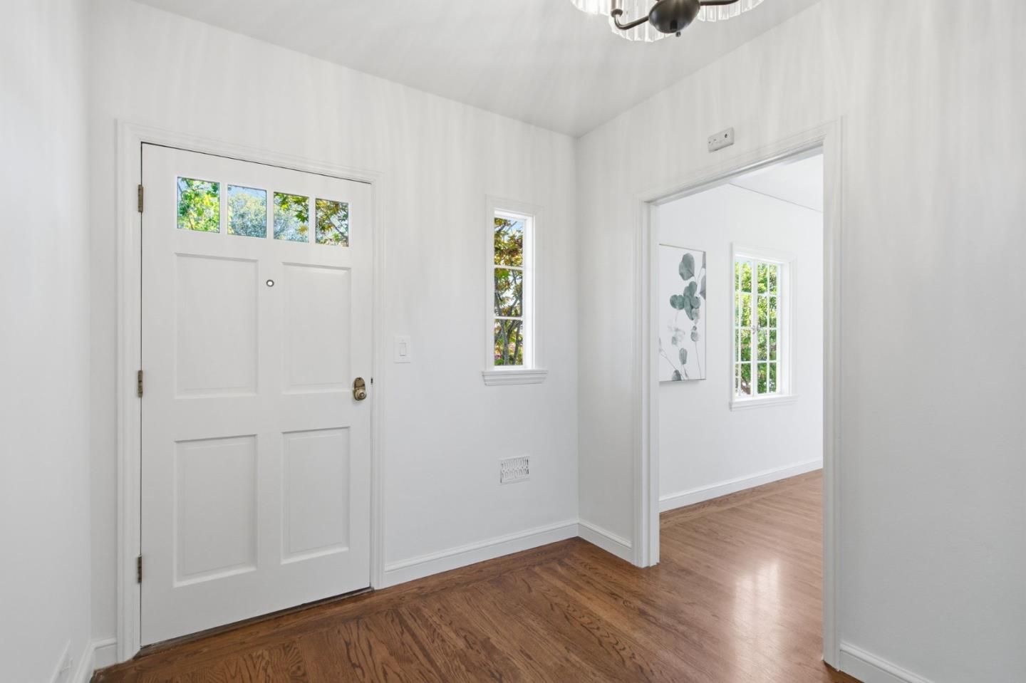 228 Harvard Road San Mateo, CA 94402 - Photo 8 of 61