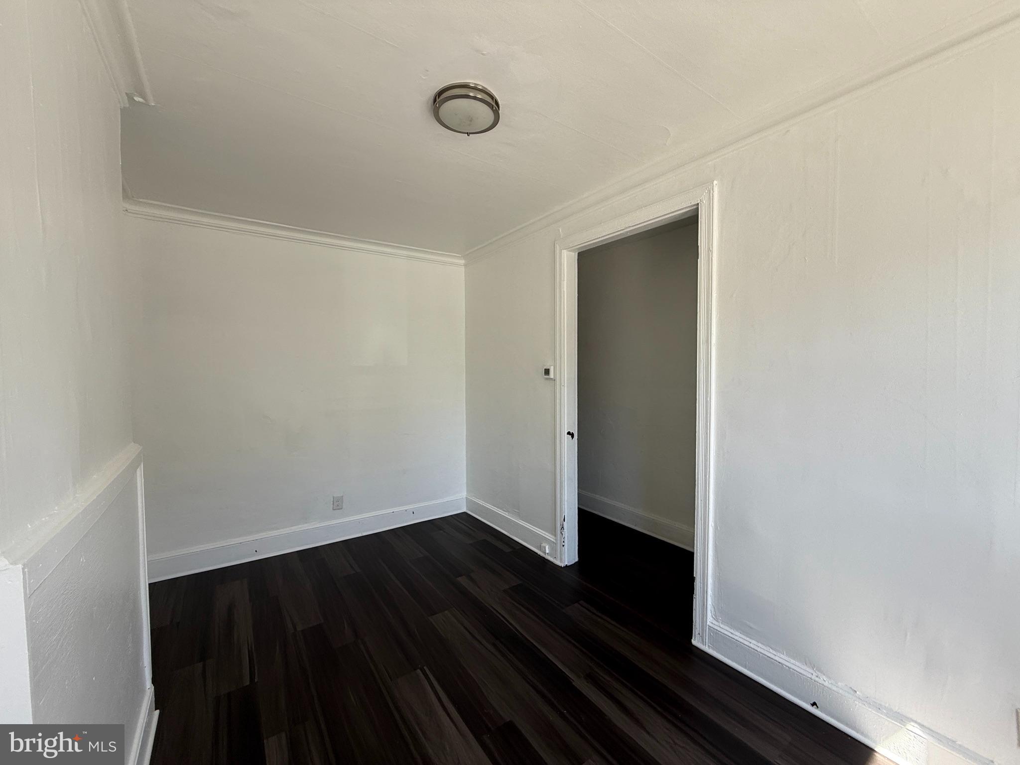 1708 Lorman Street Baltimore, MD 21217 - Photo 4 of 17 LIVING ROOM