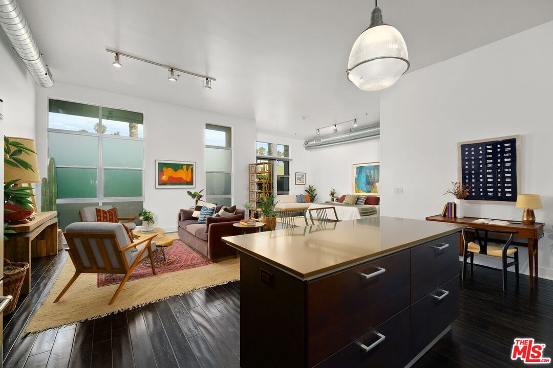 13320 Beach Avenue, Unit 101 Marina del Rey, CA 90292 - Photo 12 of 25
