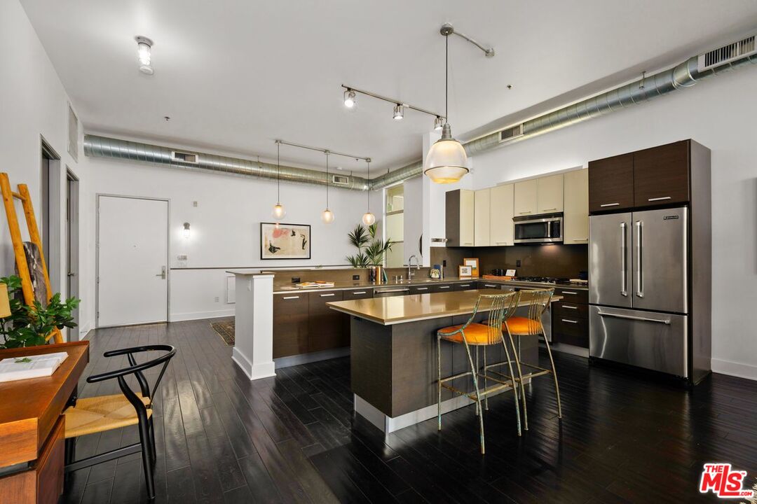 13320 Beach Avenue, Unit 101 Marina del Rey, CA 90292 - Photo 7 of 25