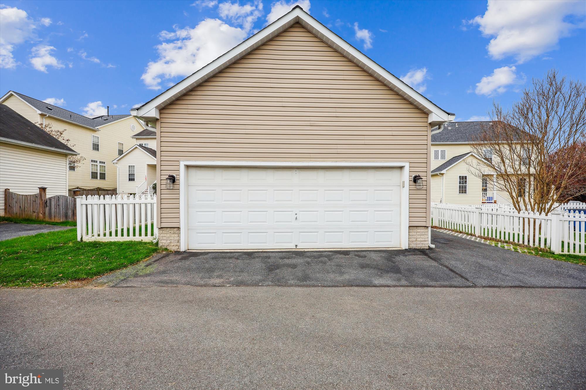 18301 Beechnut Way Boyds, MD 20841 - Photo 64 of 72 Detached Garage