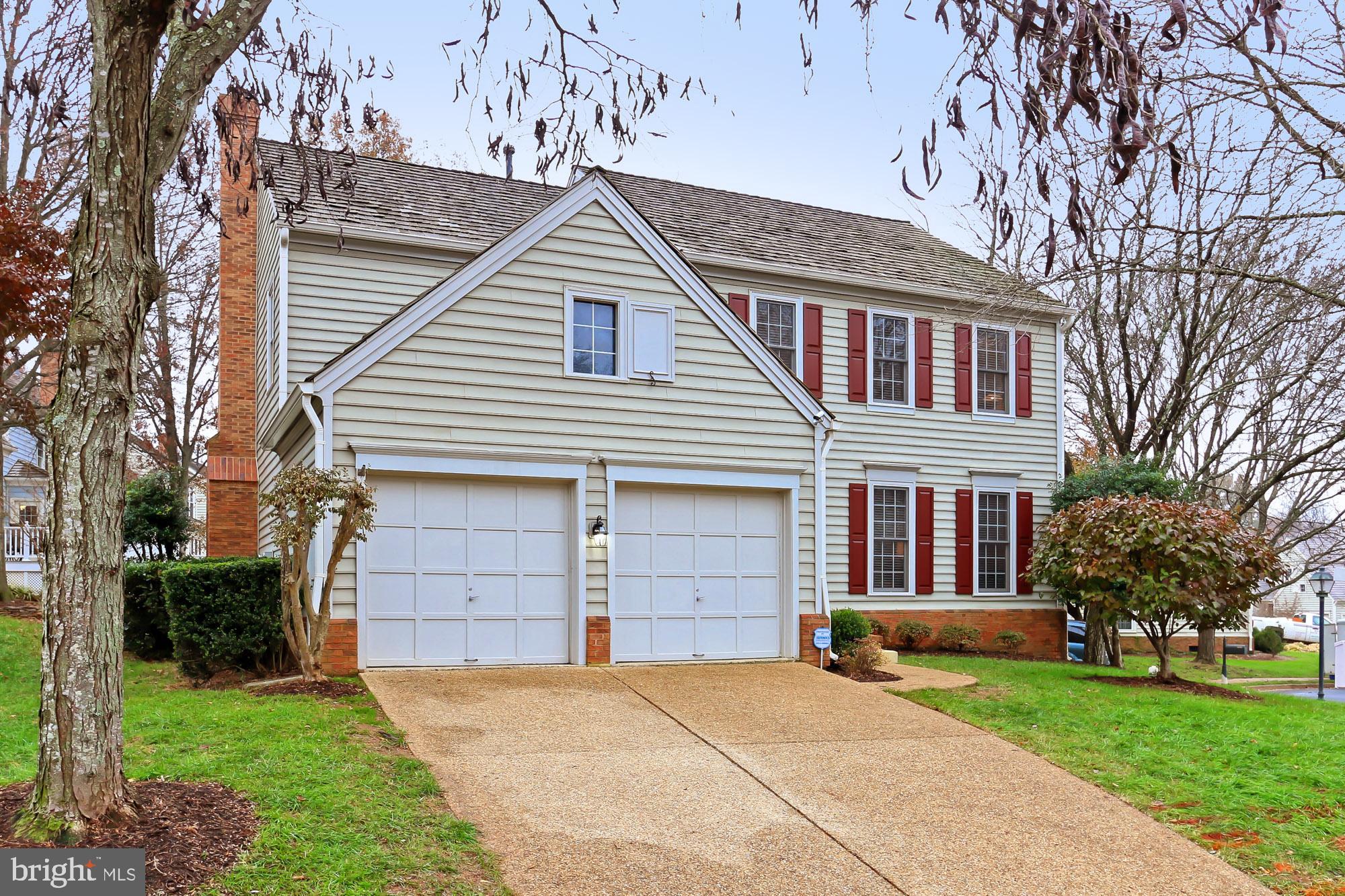9725 Hidden Valley Road Vienna, VA 22181 - Photo 2 of 48 Front