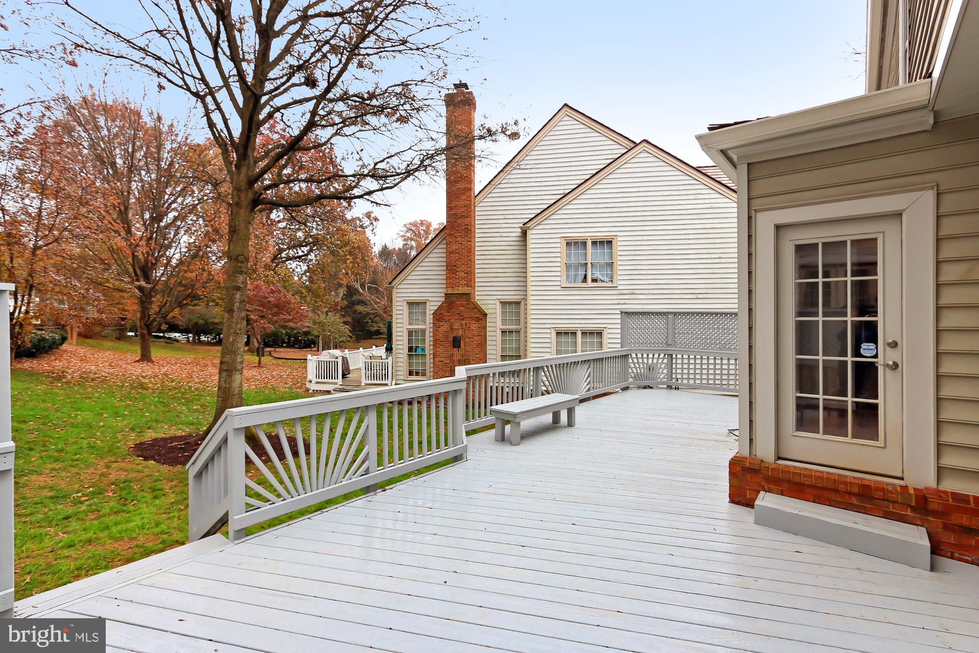 9725 Hidden Valley Road Vienna, VA 22181 - Photo 43 of 48 Deck