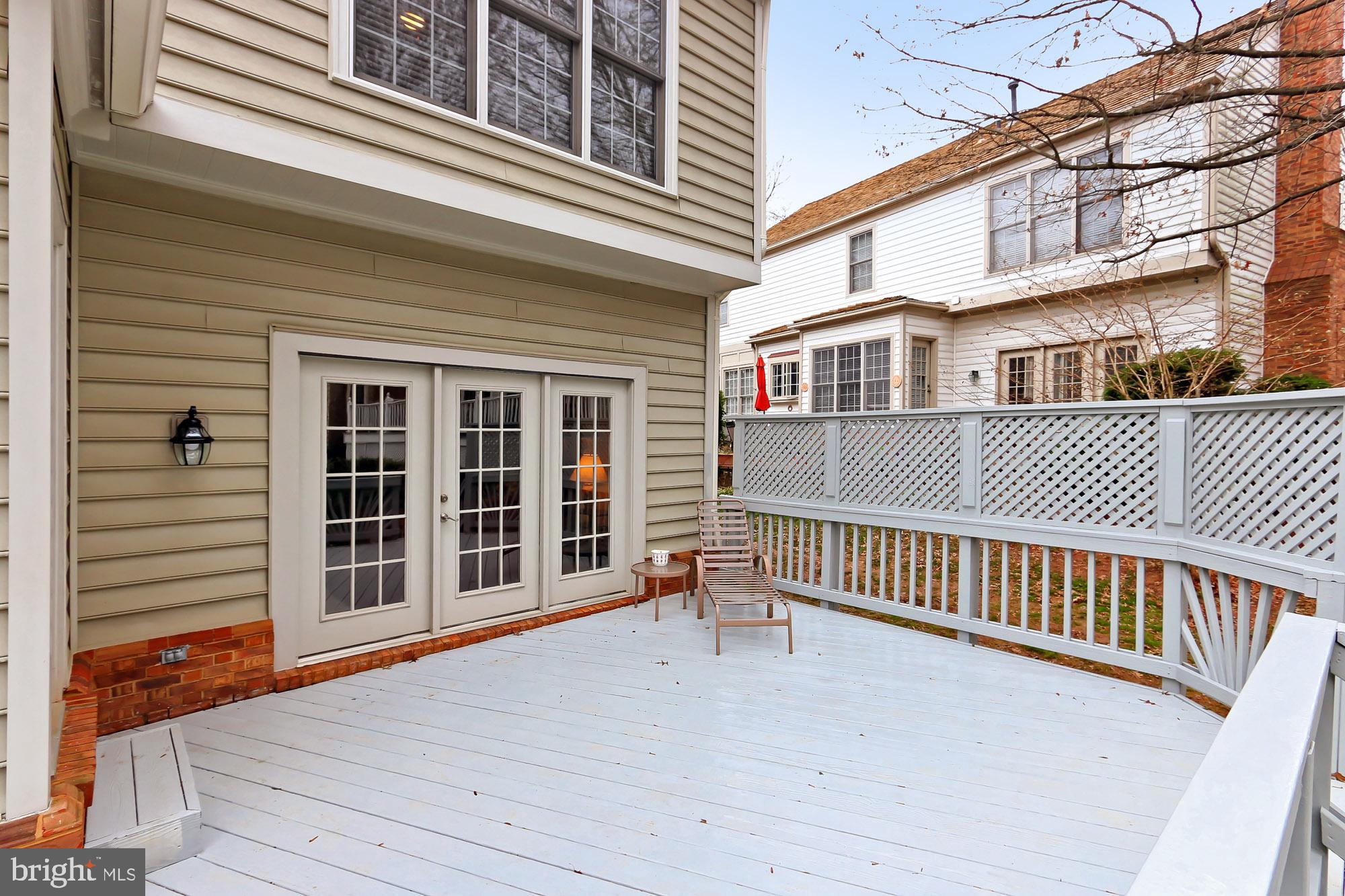 9725 Hidden Valley Road Vienna, VA 22181 - Photo 44 of 48 Deck
