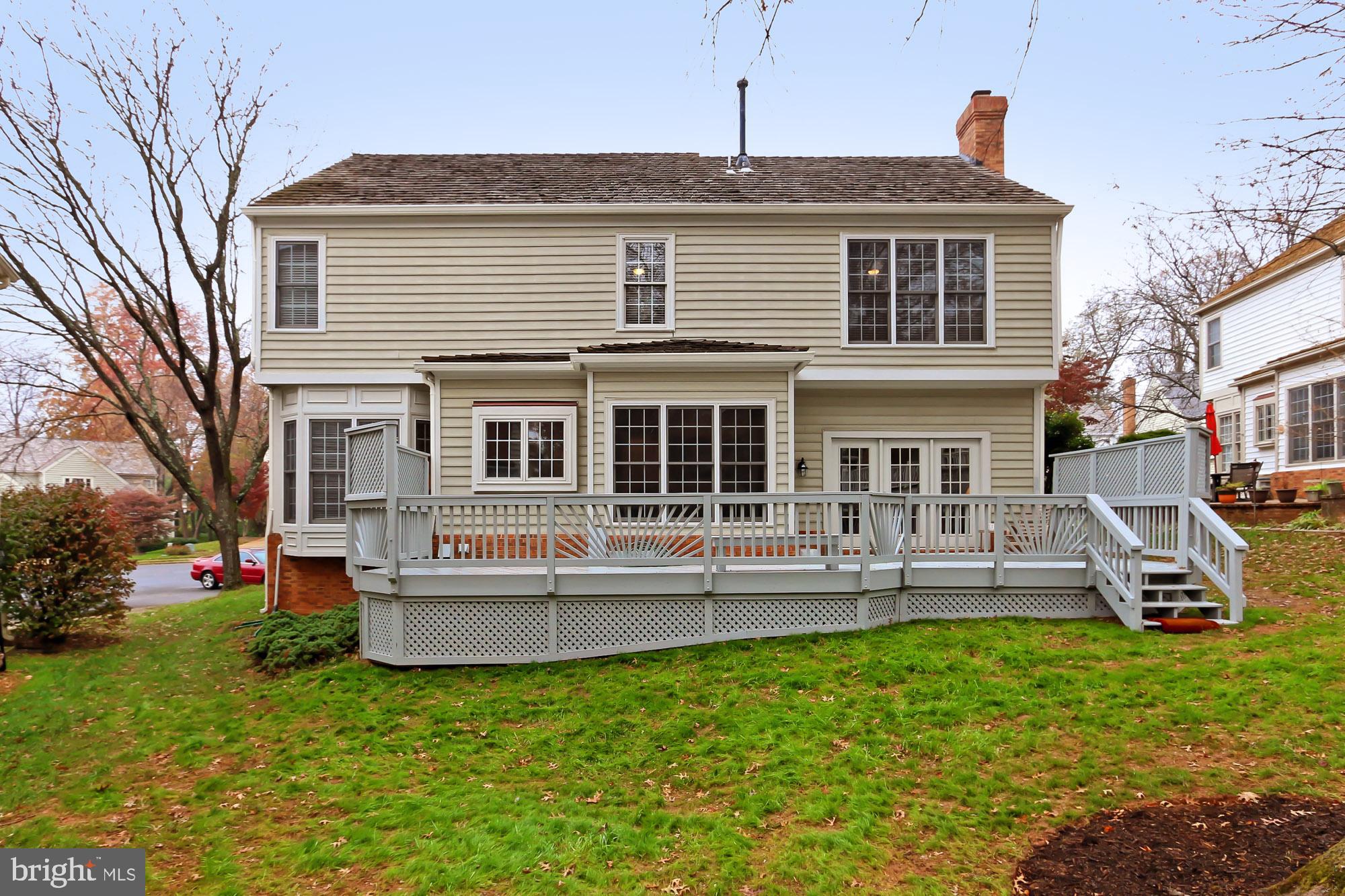 9725 Hidden Valley Road Vienna, VA 22181 - Photo 47 of 48 Rear