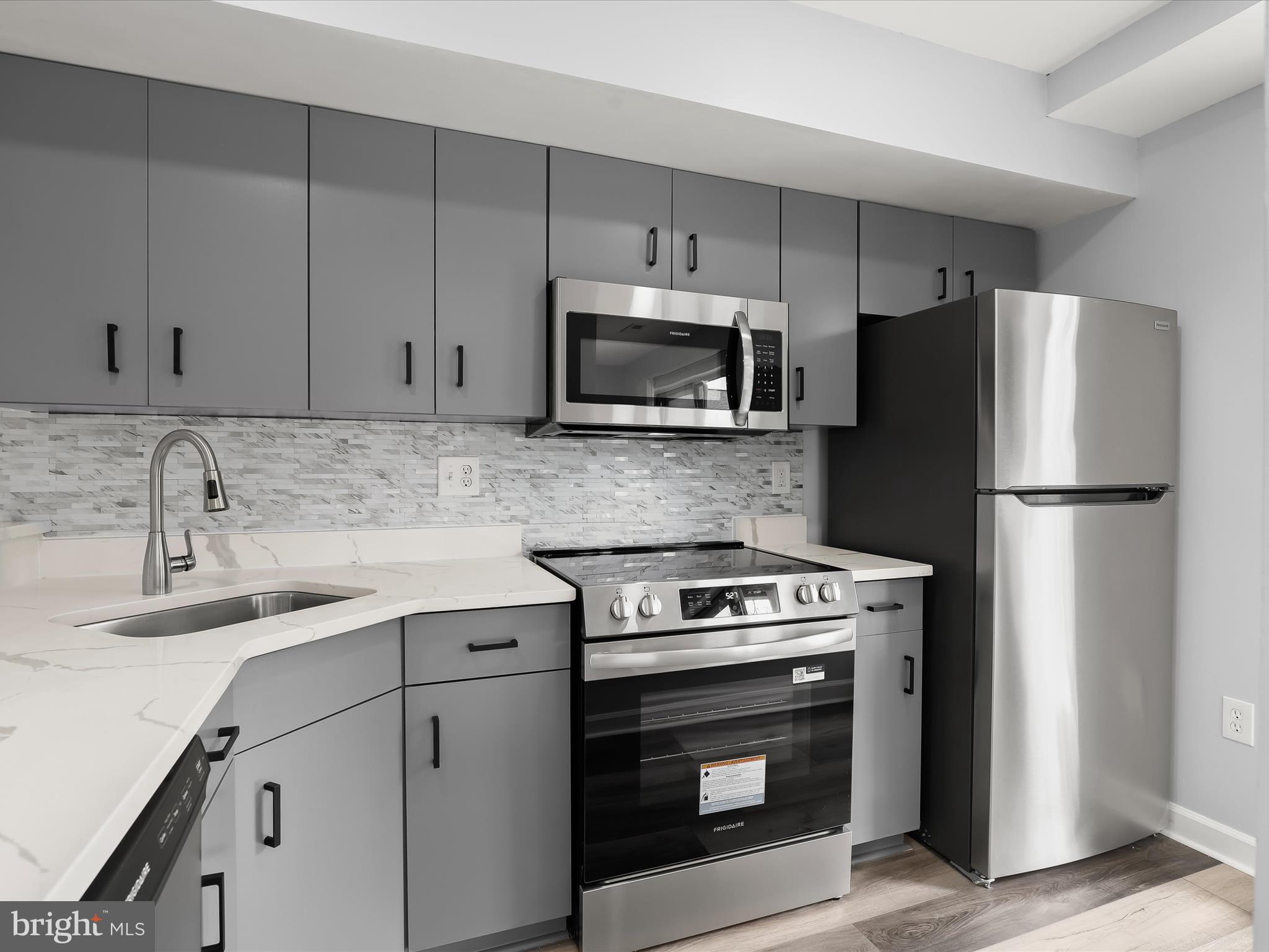 6708 Ridge Road, Unit 204 Baltimore, MD 21237 - Photo 13 of 31 Kitchen