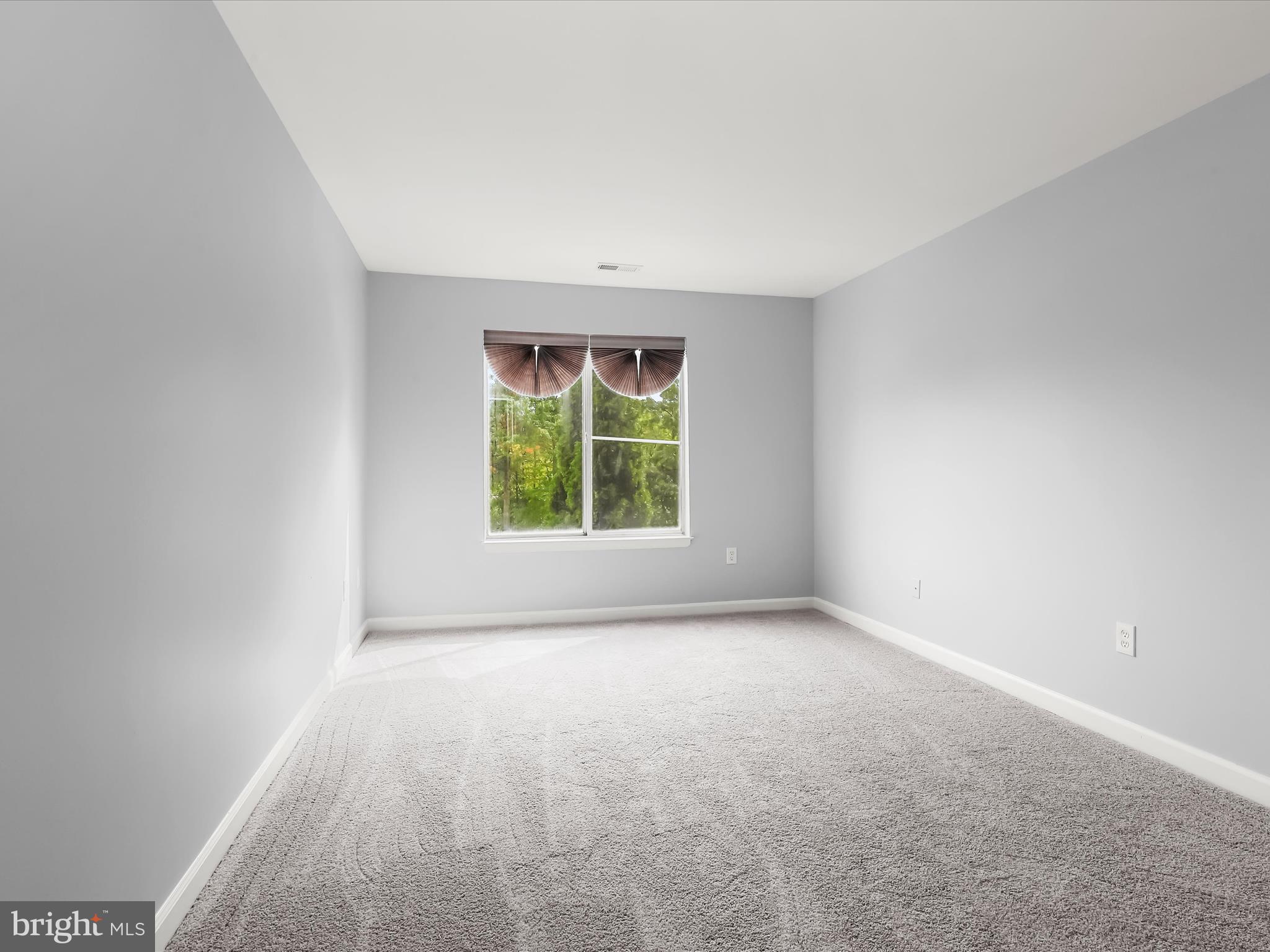 6708 Ridge Road, Unit 204 Baltimore, MD 21237 - Photo 18 of 31 Primary Bedroom Suite