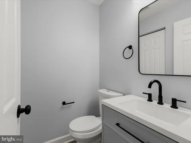 $279,000 | 6708 Ridge Road, Unit 204, Baltimore, MD 21237