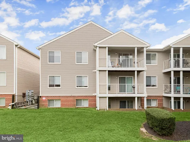 $279,000 | 6708 Ridge Road, Unit 204, Baltimore, MD 21237