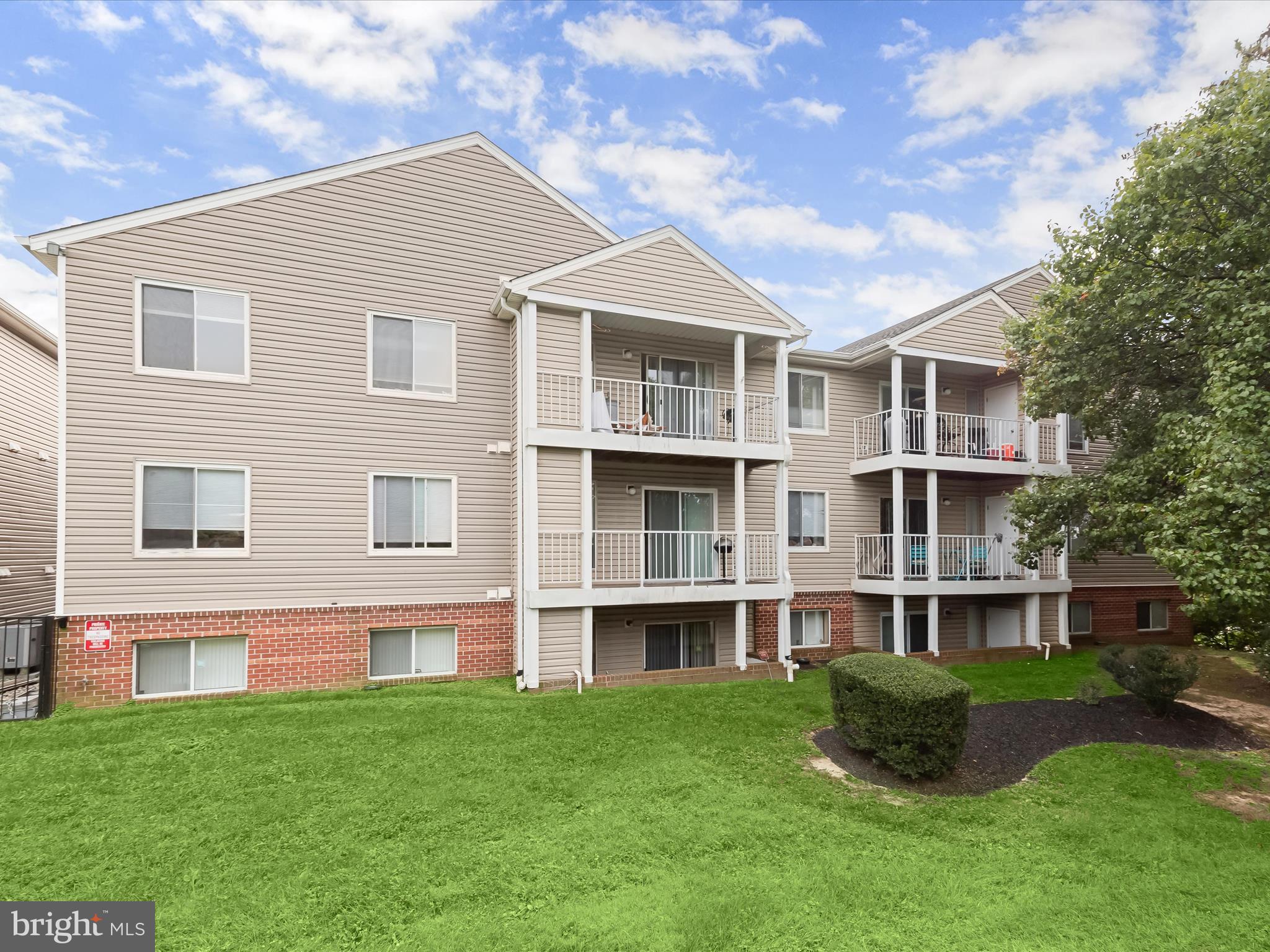 6708 Ridge Road, Unit 204 Baltimore, MD 21237 - Photo 28 of 31 Rear Eterior