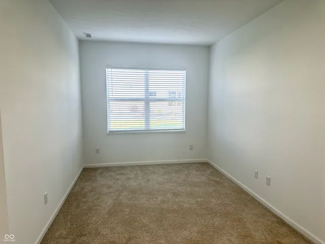 $349,900 | 5115 Triple Crown Way, Indianapolis, IN 46237