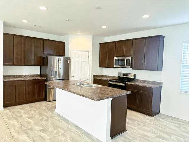 $349,900 | 5115 Triple Crown Way, Indianapolis, IN 46237