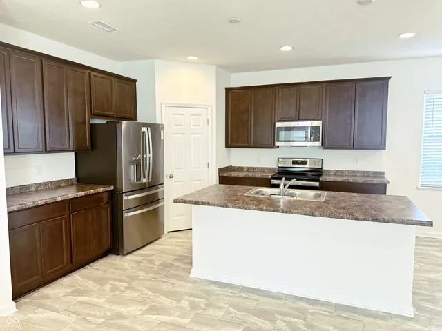 $349,900 | 5115 Triple Crown Way, Indianapolis, IN 46237