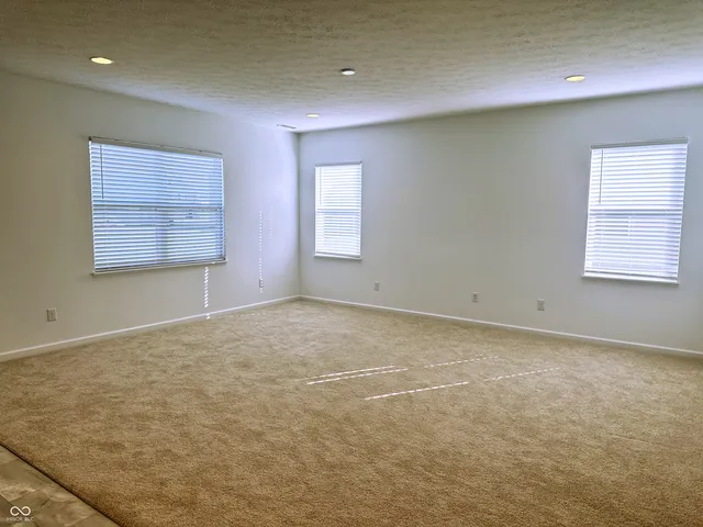 $349,900 | 5115 Triple Crown Way, Indianapolis, IN 46237